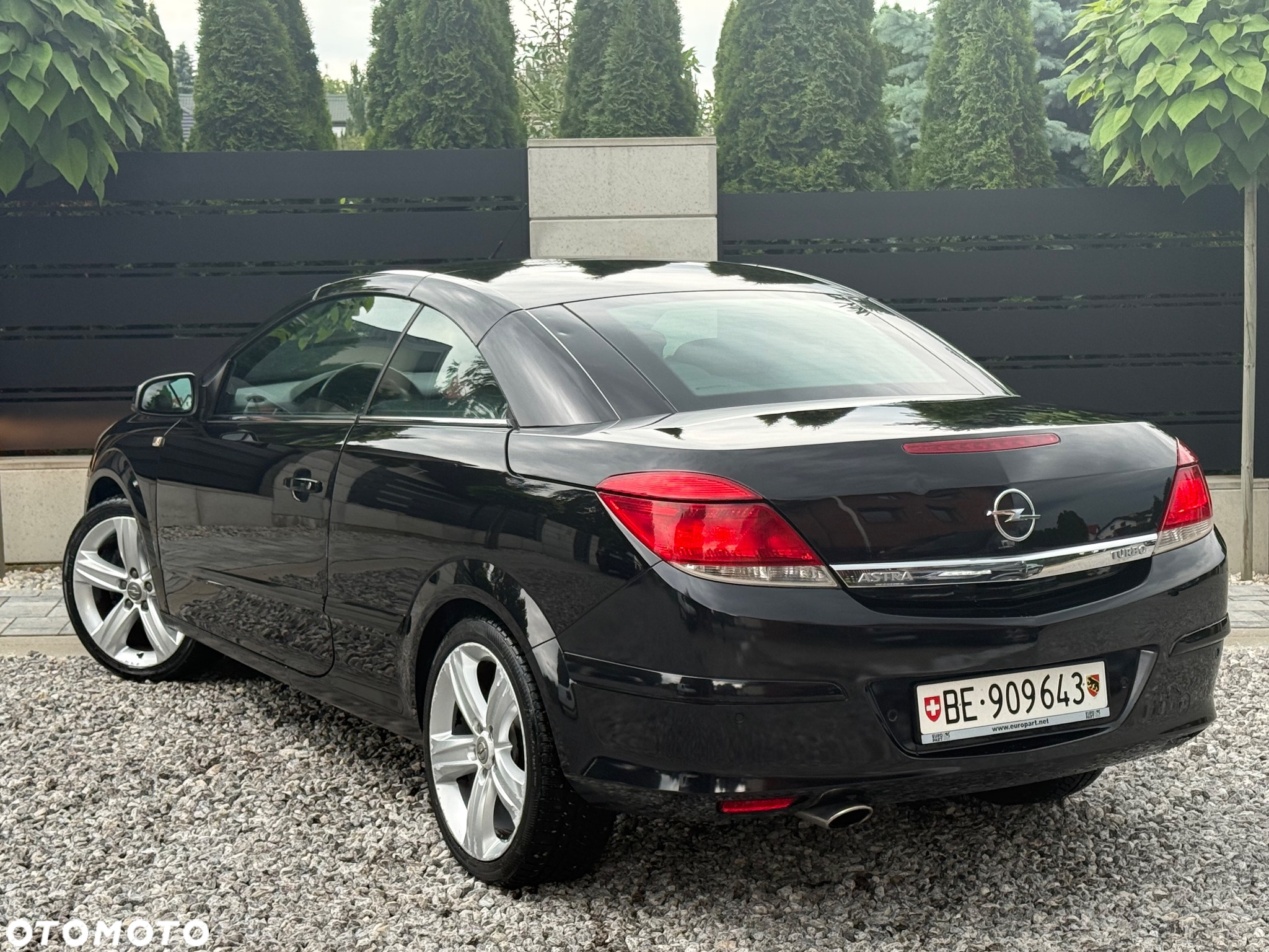 Opel Astra Twin Top 1.6 Turbo Endless Summer - 17