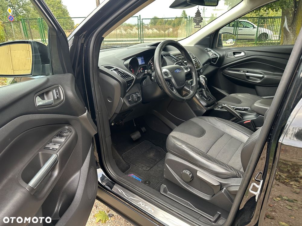 Ford Kuga 2.0 TDCi 4x4 Titanium - 17