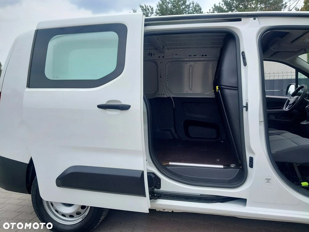 Opel COMBO MAXI LIFT - 26