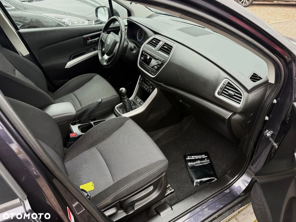 Suzuki SX4 S-Cross 1.6 Premium Plus - 12