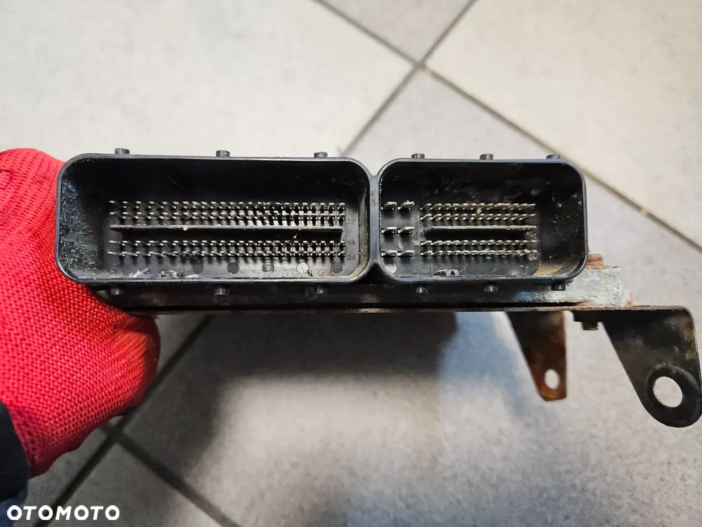 Sterownik komputer silnika Mitsubishi ASX 1,8 DI-D 110kW 150KM 2011r 4N13 1860B890 - 2