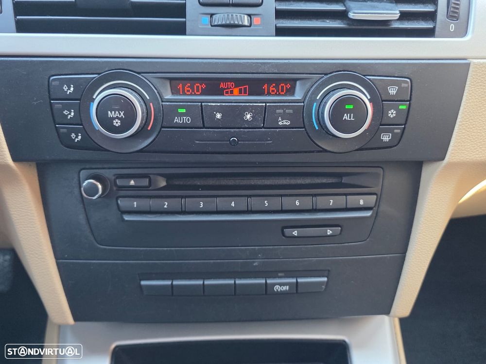 BMW 320 d Navigation - 8