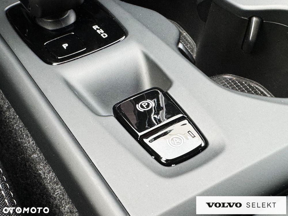Volvo XC 40 - 23