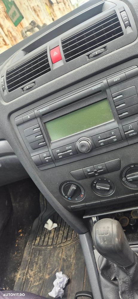 Piese de Skoda Octavia 2 2008 nonfacelift 1.6 FSi benzina hatchback - 17
