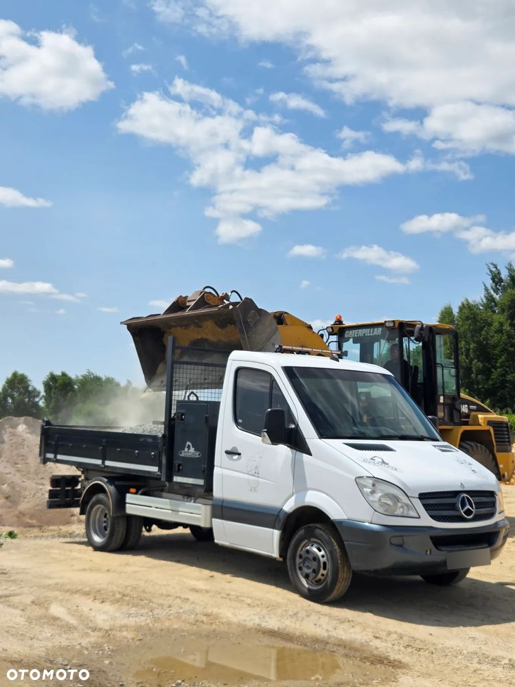 Mercedes-Benz Sprinter - 1