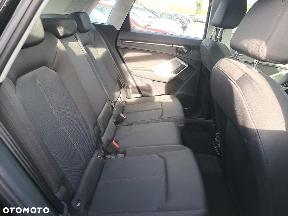 Audi Q3 - 8