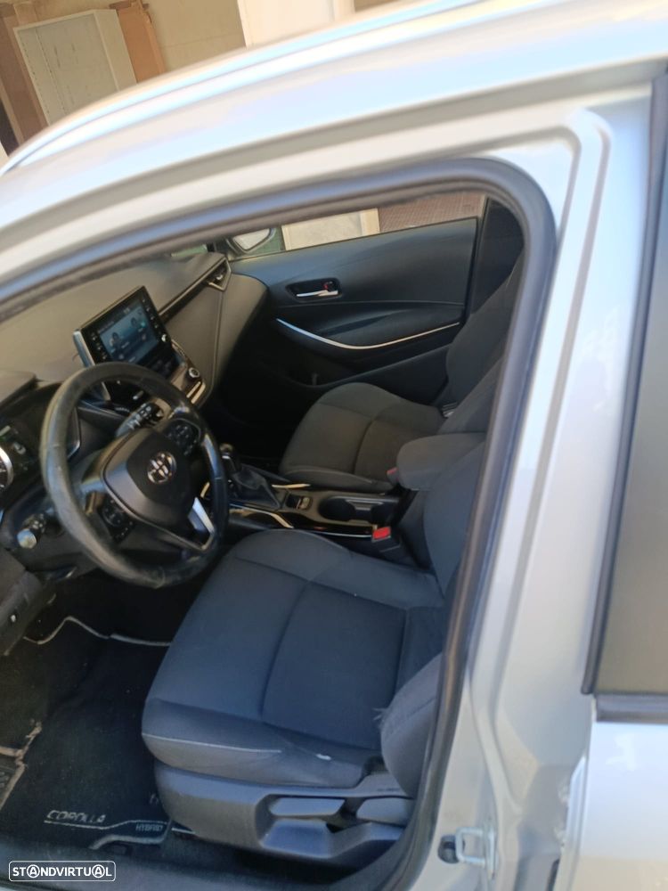 Toyota Corolla Touring Sports - 5