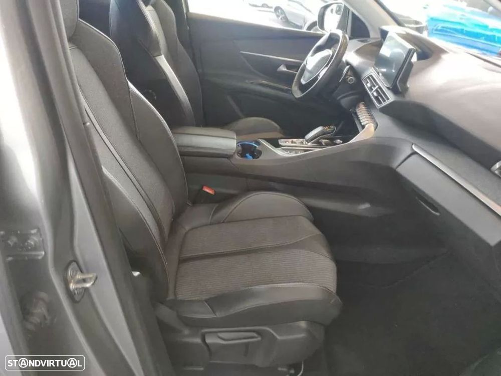 Peugeot 3008 1.6 Hybrid Allure e-EAT8 - 12