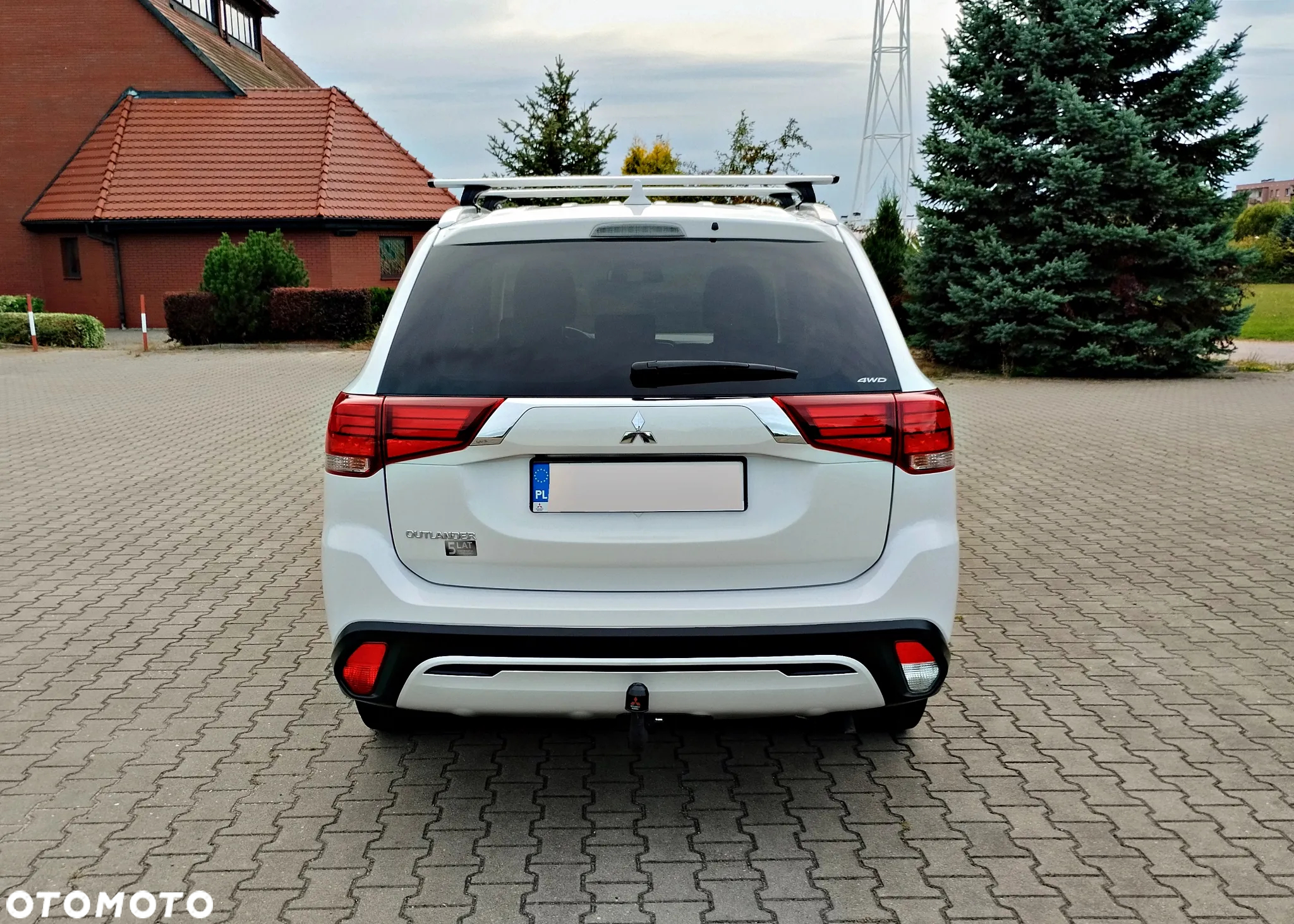 Mitsubishi Outlander 2.0 Intense + Navi 4WD CVT - 6