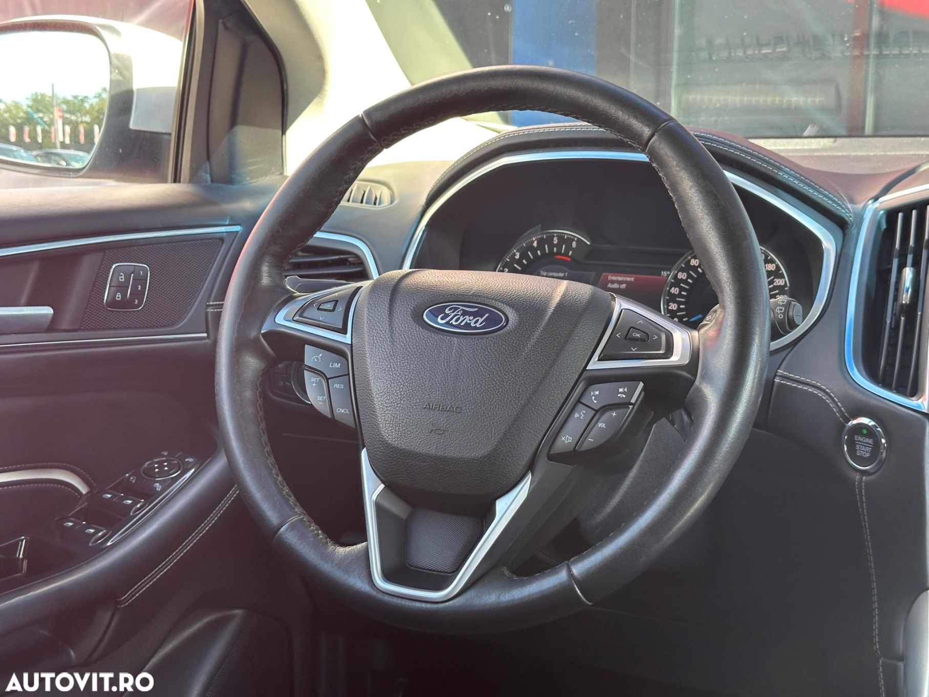 Ford Edge - 8