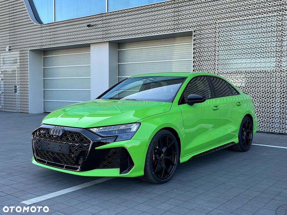 Audi RS3 Limousine - 9