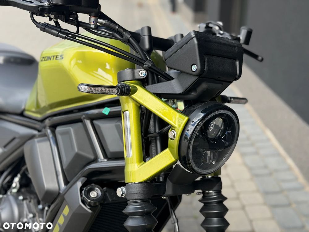 Zontes 125 C2 - 4