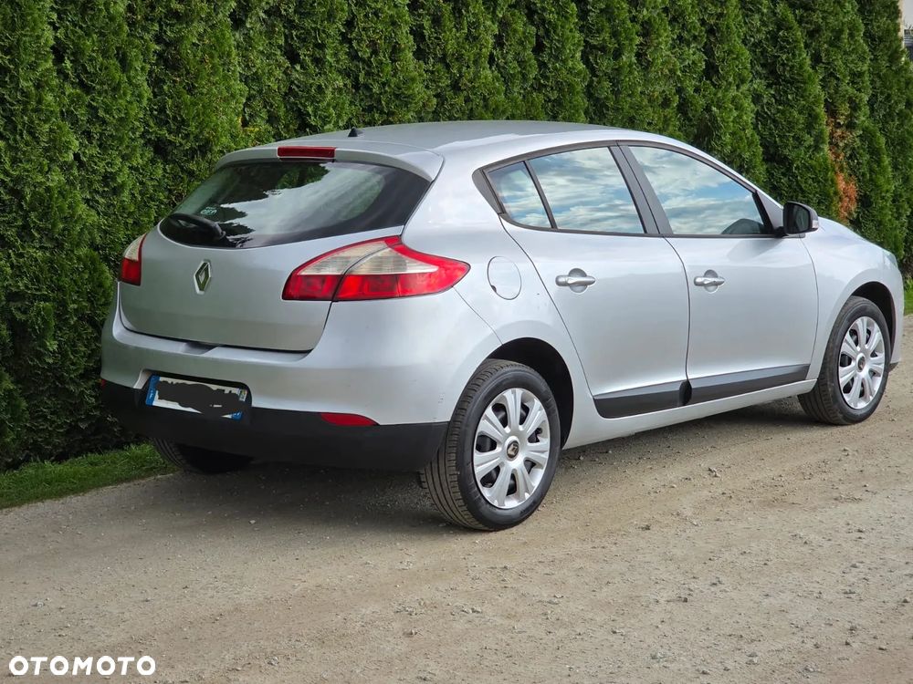 Renault Megane - 2