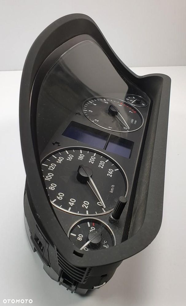 LICZNIK MERCEDES W169 1.5 A1694400211 EUROPA - 2