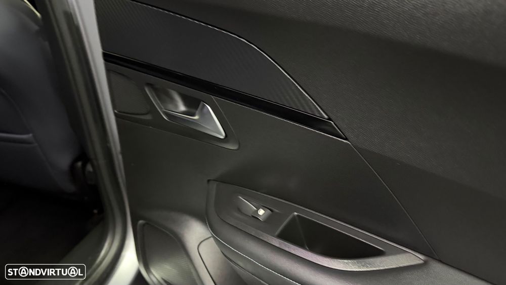 Peugeot 2008 1.2 PureTech Allure Pack - 10