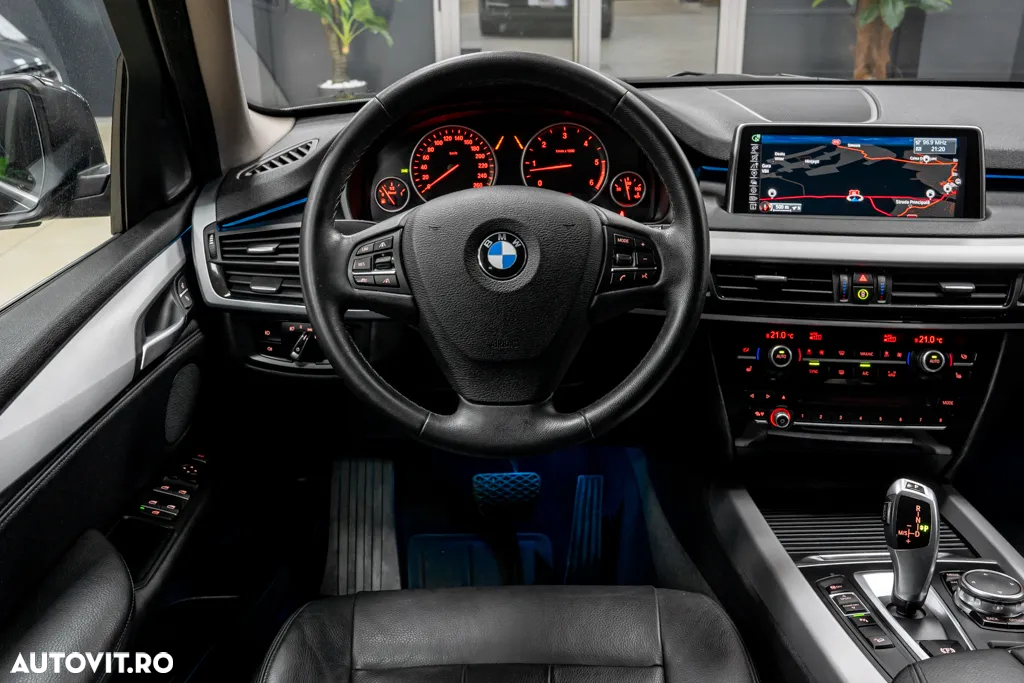 BMW X5 xDrive30d - 36