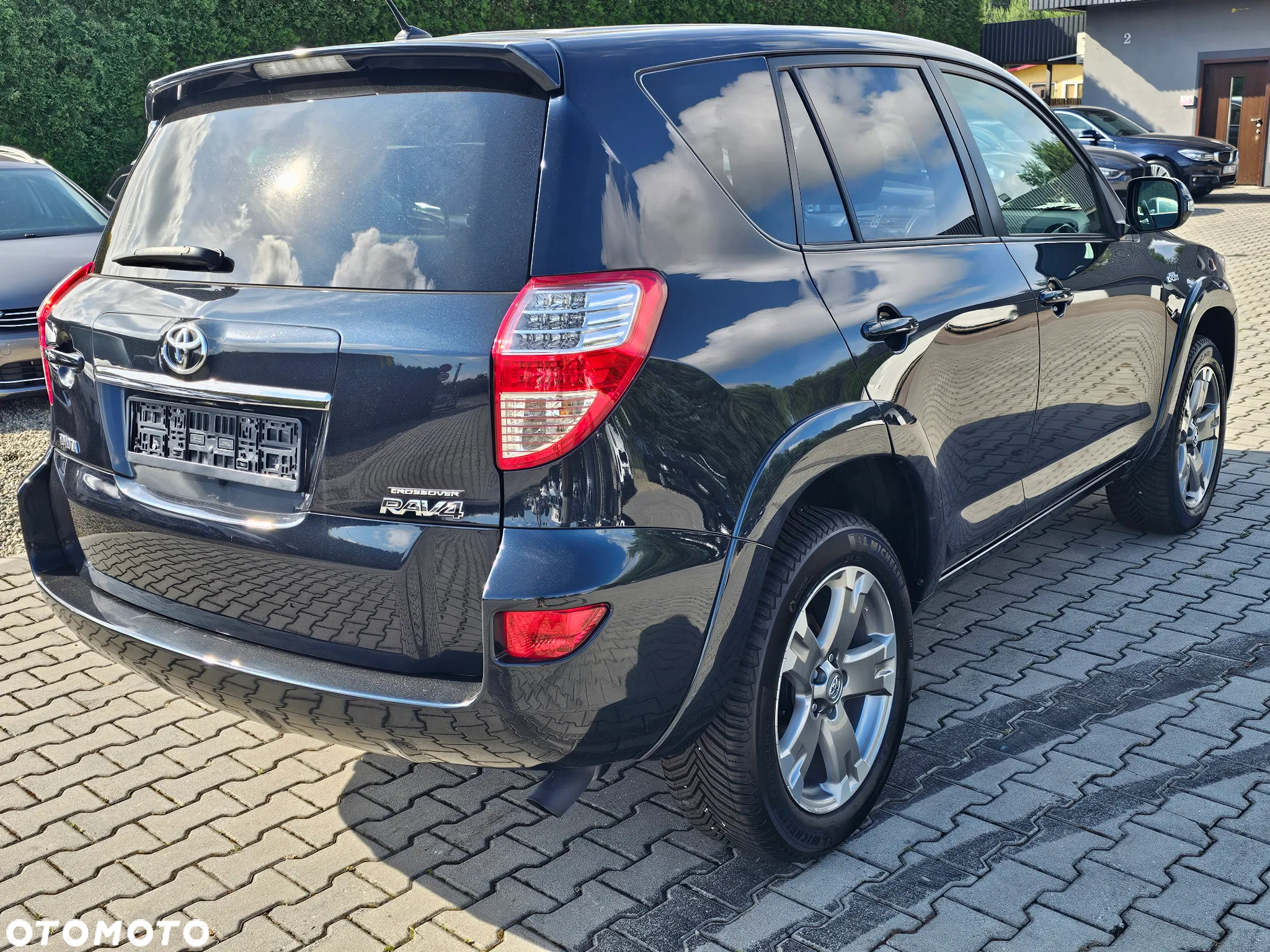 Toyota RAV4 2.2 D-4D 4x4 Automatik Executive - 8