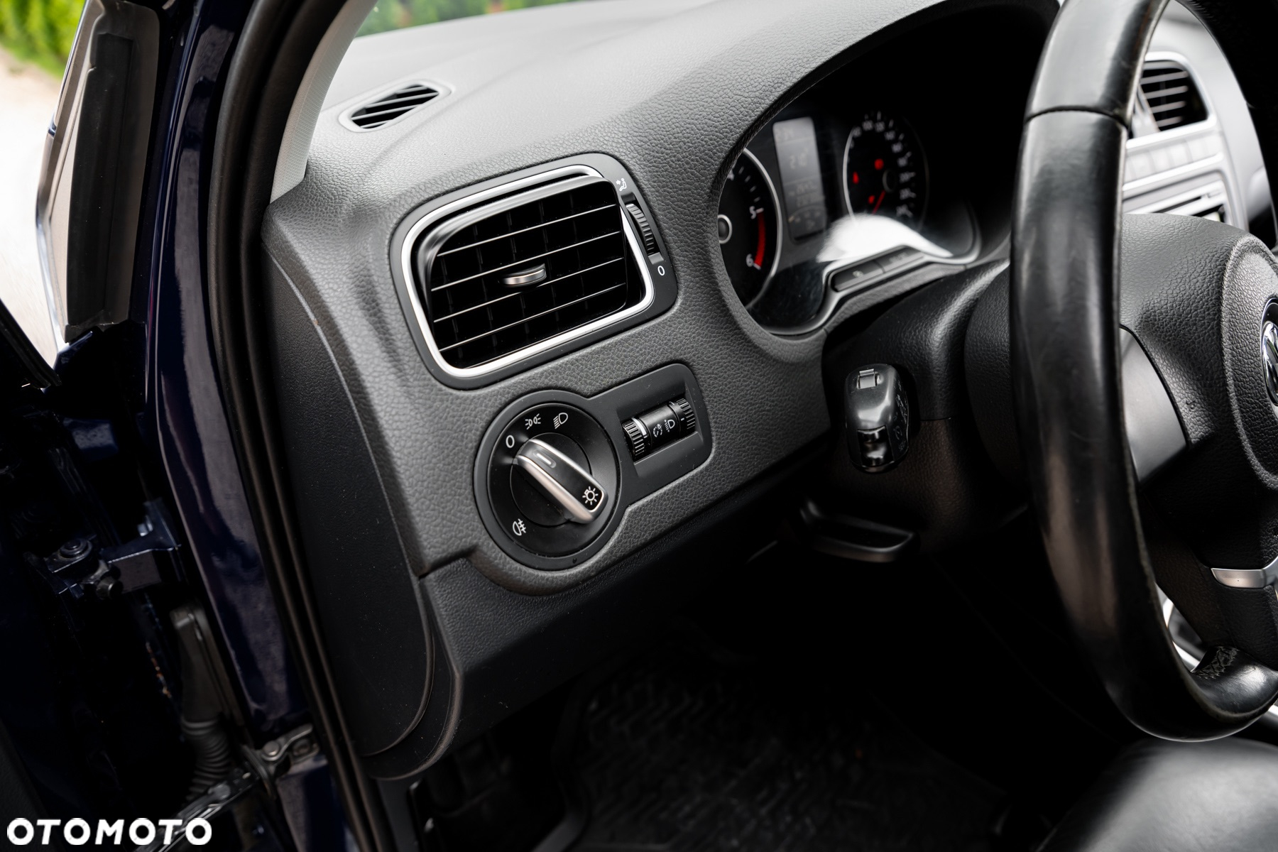 Volkswagen Polo 1.6 TDI Comfortline - 29