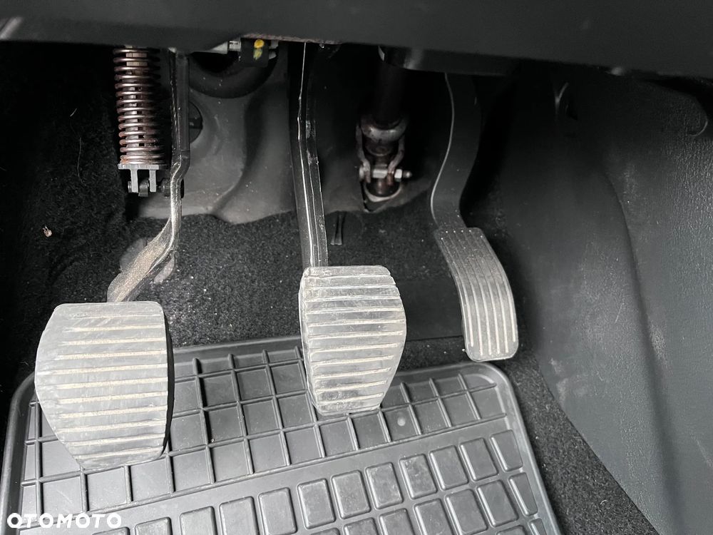 Peugeot 207 1.4 - 34