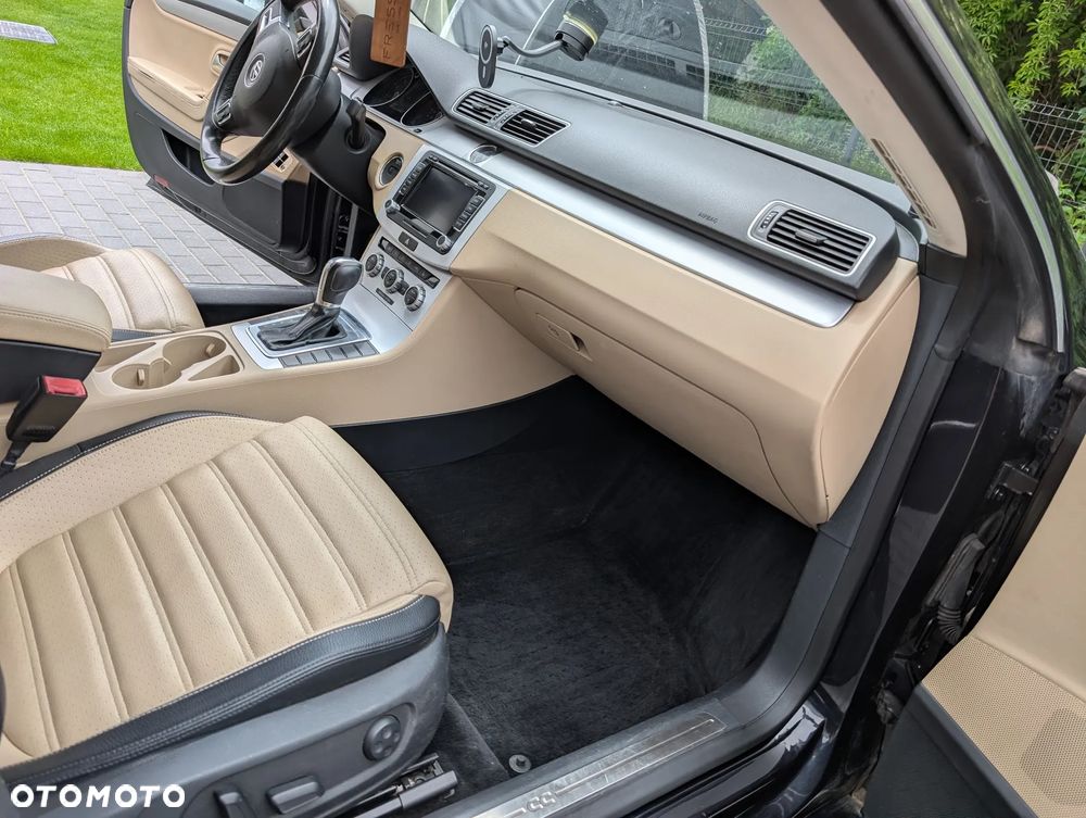Volkswagen CC - 8