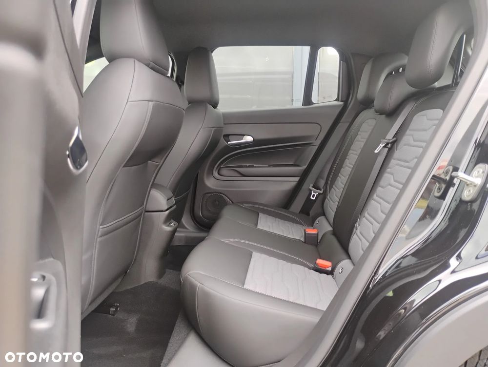 Jeep Avenger 1.2 T3 mHEV Upland 4xe eDCT6 - 23
