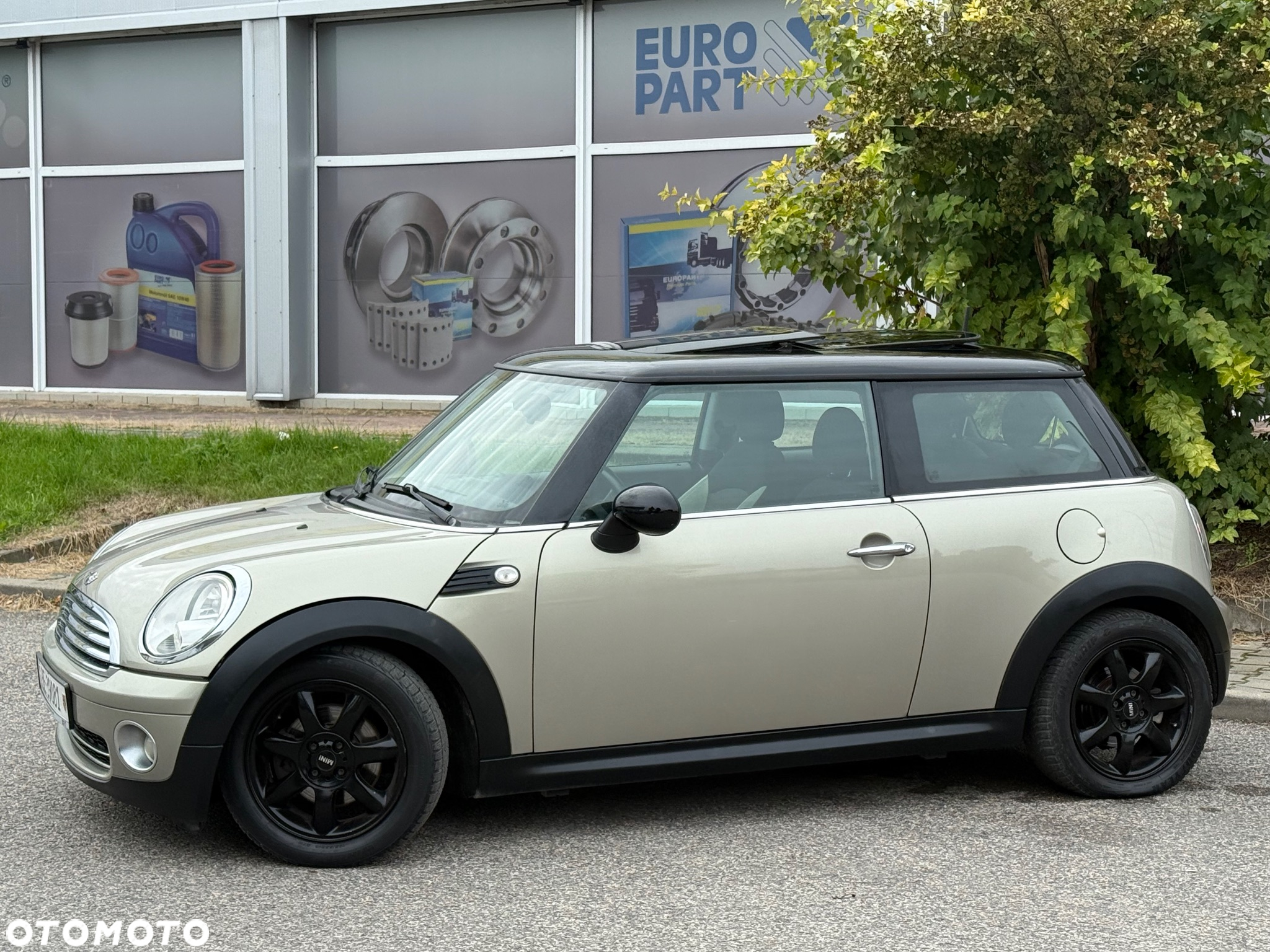 MINI Cooper Standard - 3
