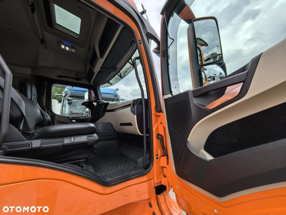 Mercedes-Benz // Actros 1842 LS // SKÓRA // Wentylowany fotel + Masaż // Klima postojowa // - 30