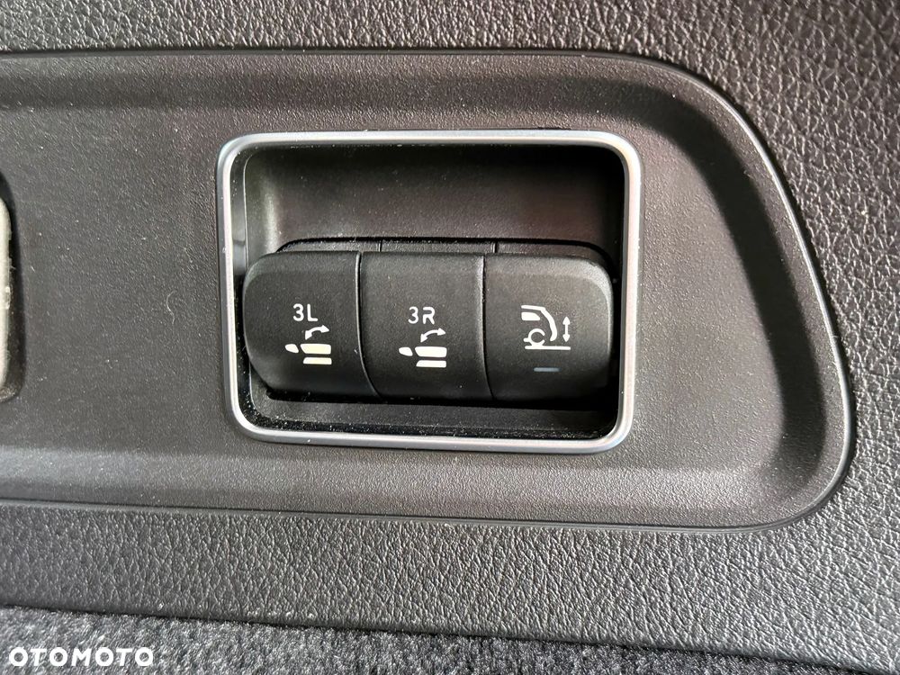 Mercedes-Benz GLS - 10