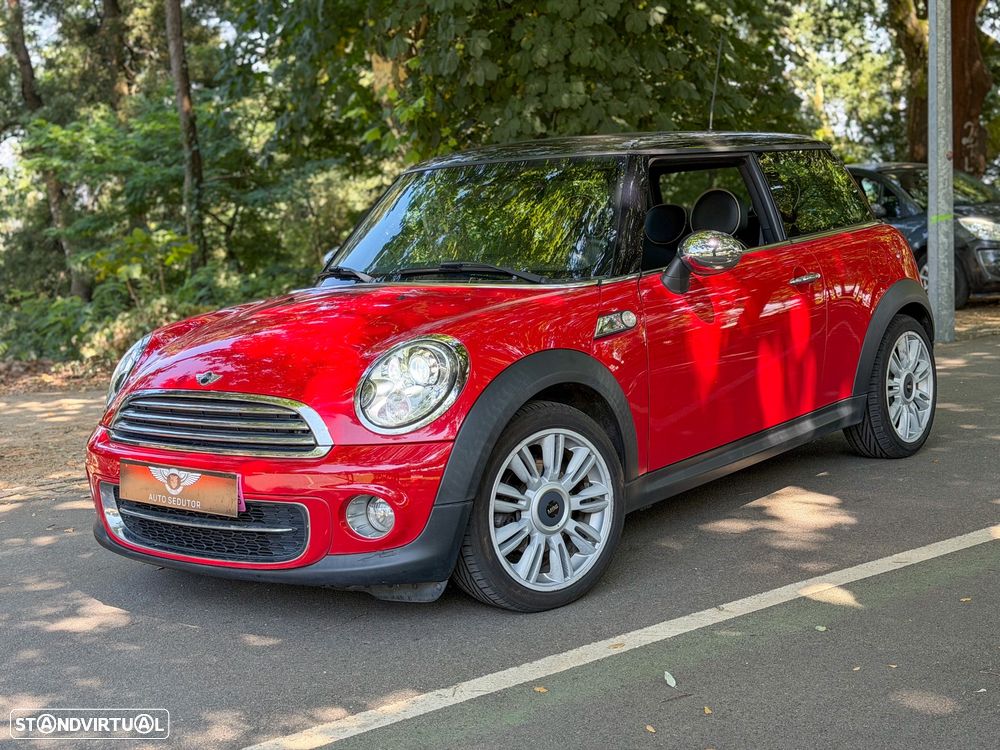 MINI 3 Portas Cooper D - 1
