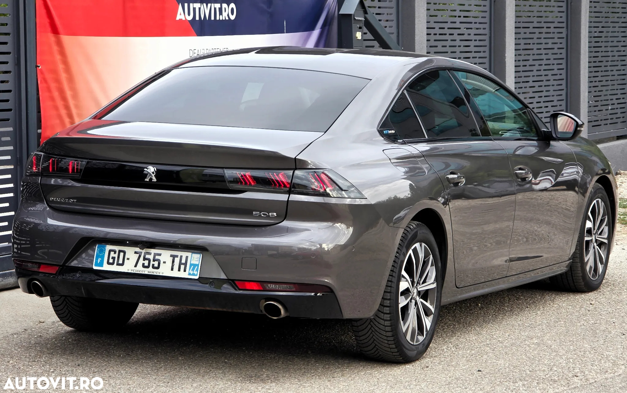 Peugeot 508 PHEV 225ch EAT8 Allure Pack - 8