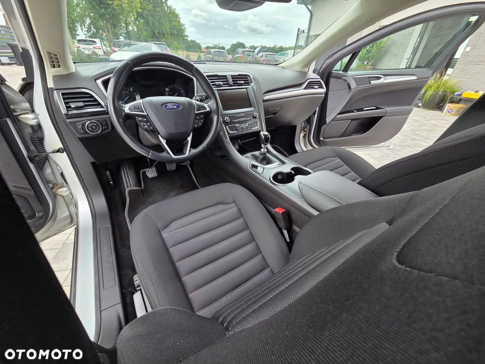Ford Mondeo SW - 17