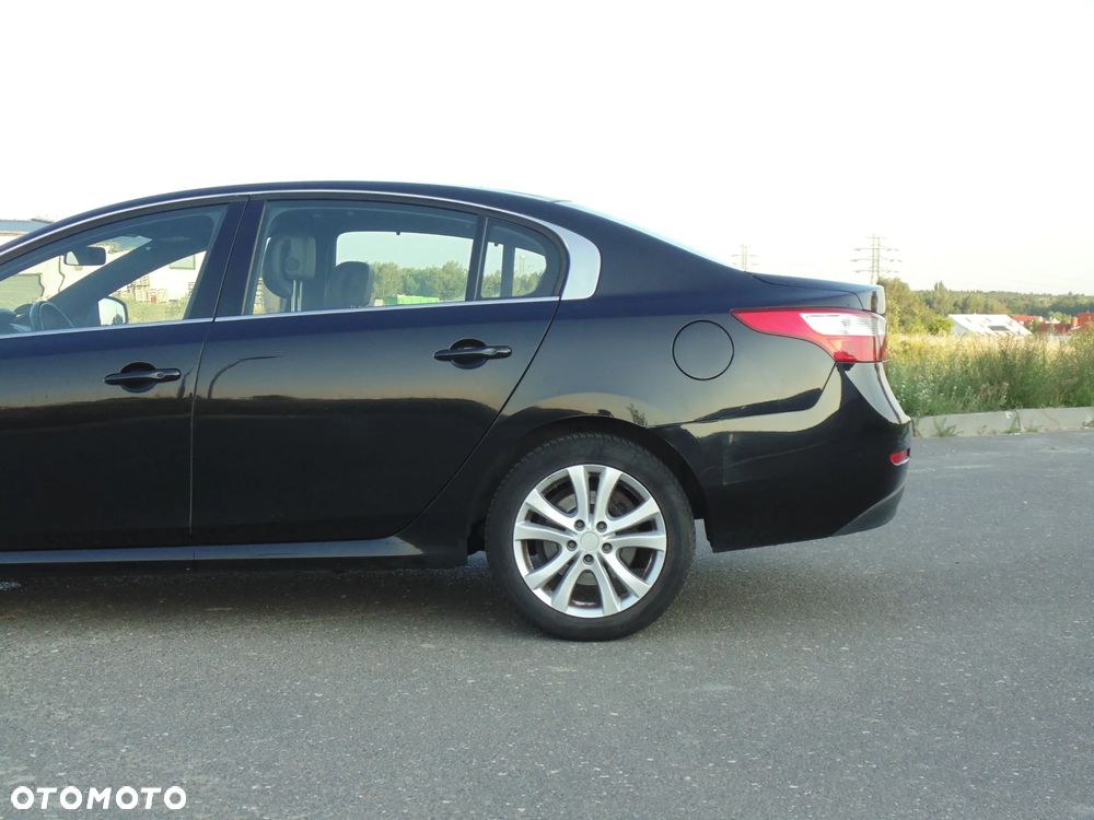 Renault Latitude 2.0 dCi Initiale - 7