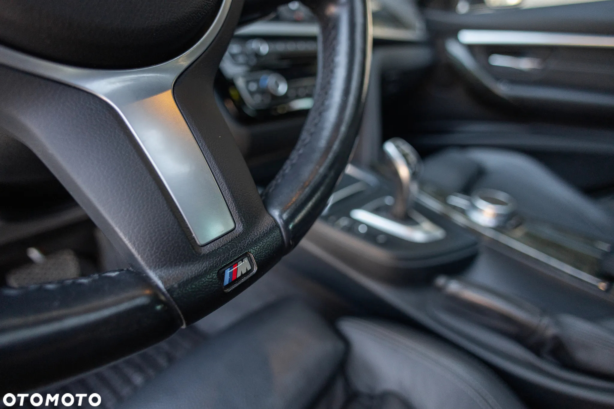 BMW Seria 3 330i xDrive - 27