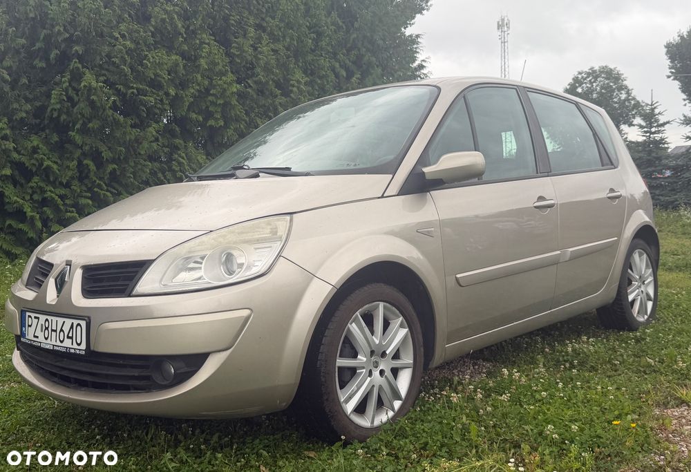 Renault Scenic 1.6 16V 110 Dynamique - 2