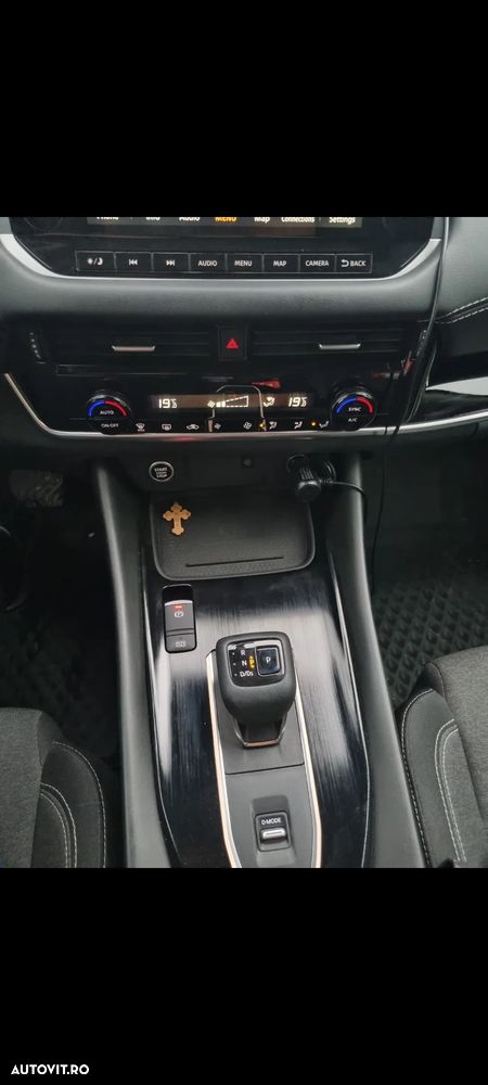 Nissan Qashqai 1.3 157CP 2WD DCT N-Connecta - 4