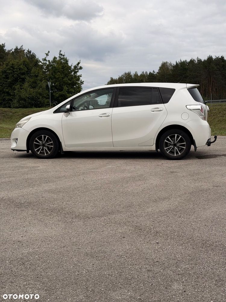 Toyota Verso 2.0 D-4D 7-Sitzer Life - 8