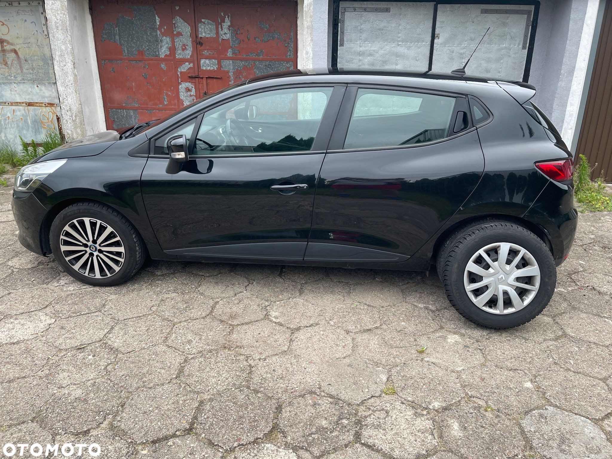 Renault Clio 1.2 16V Dynamique - 1