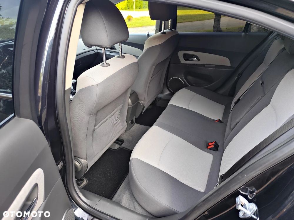 Chevrolet Cruze 2.0 VDCi LT - 27