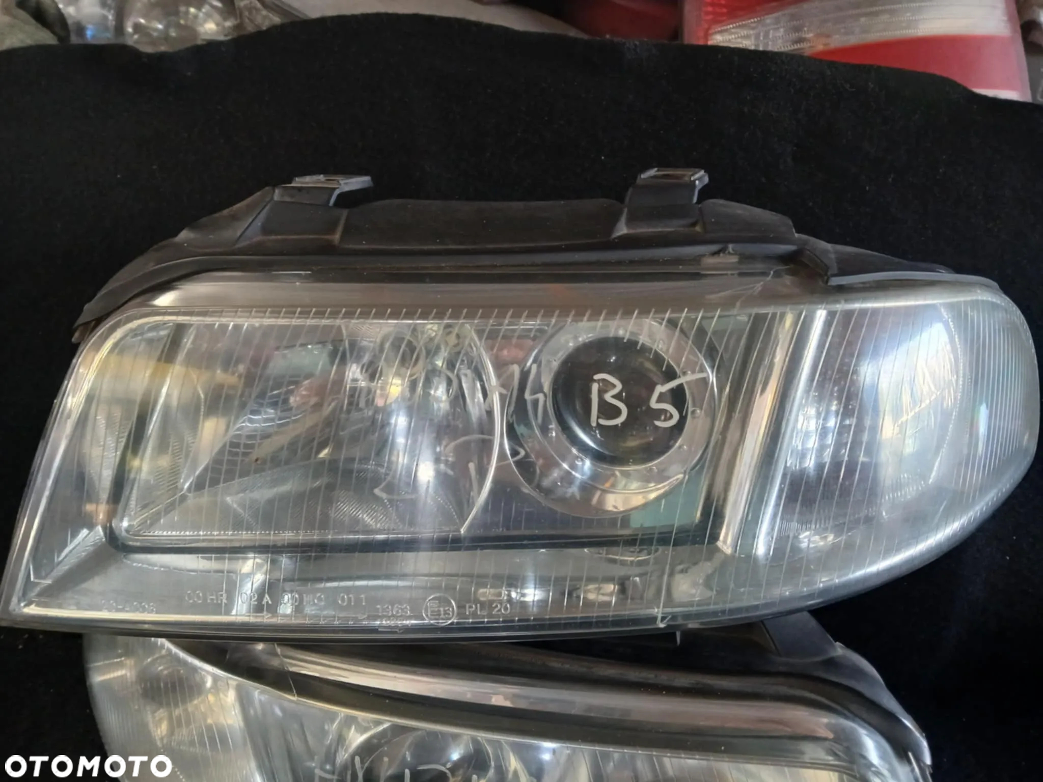 Audi A4 B5 Lift Lampa przednia lewa, prawa - 2