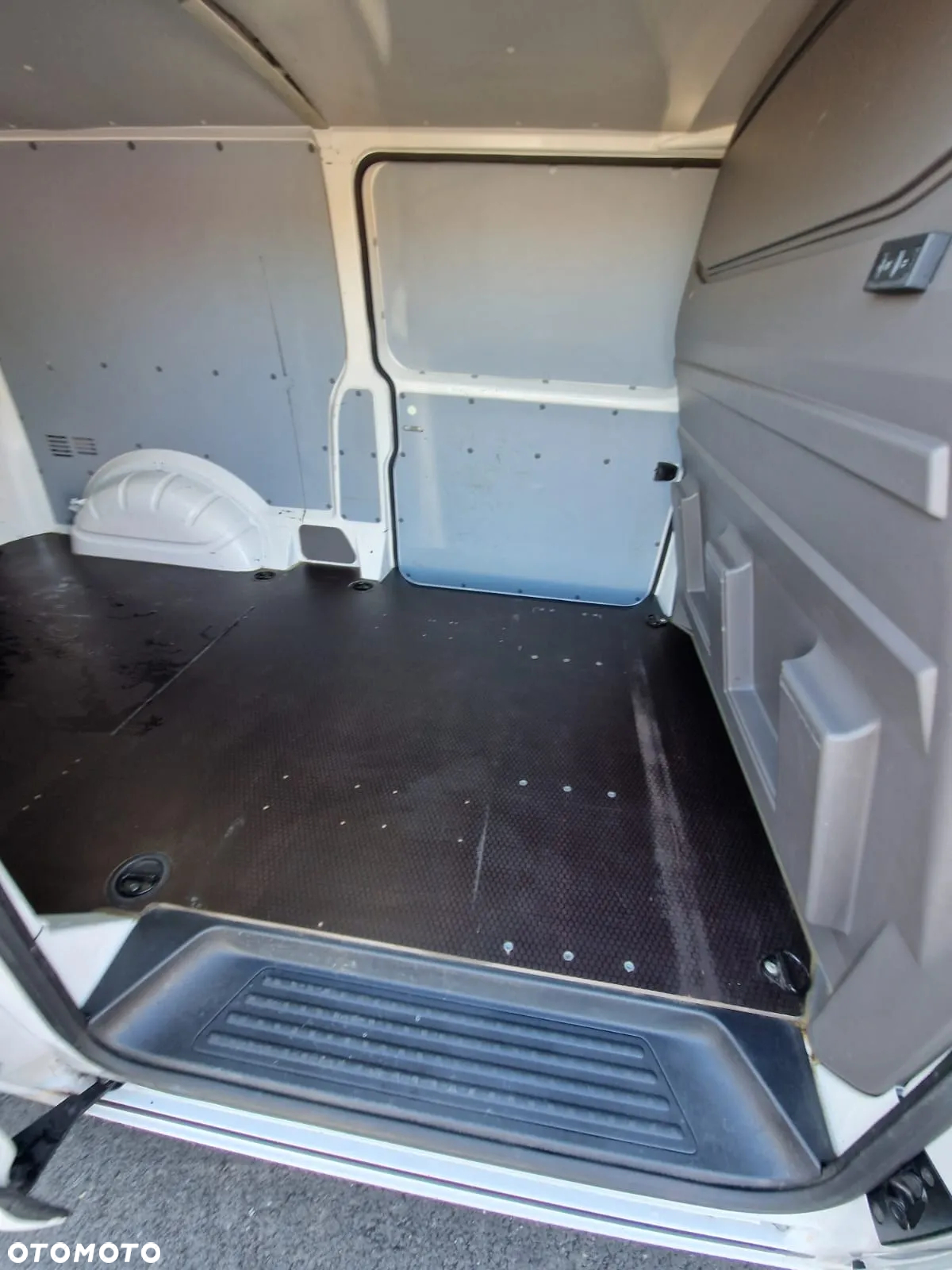 Volkswagen Transporter - 10