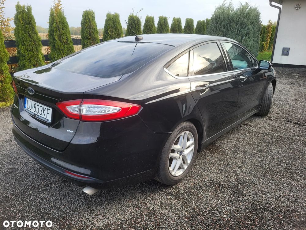 Ford Fusion - 2