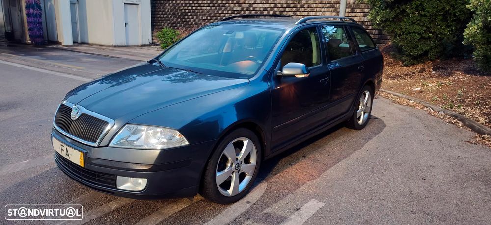Skoda Octavia Break 1.9 TDi Sportline - 3