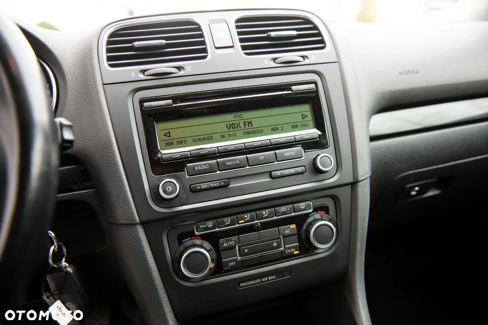 Volkswagen Golf 1.4 TSI Style - 32