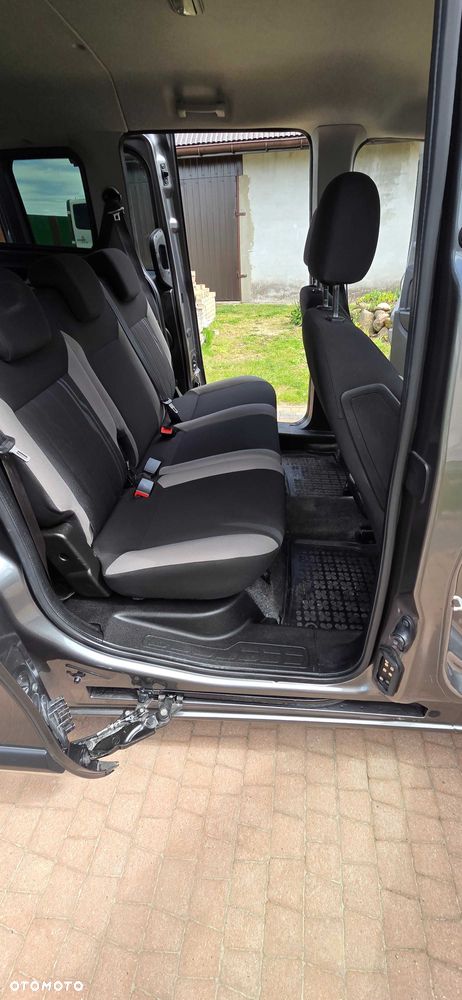 Fiat Doblo - 8