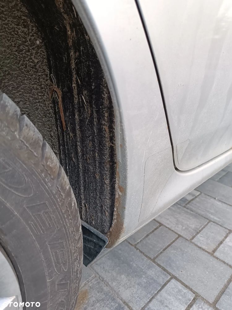 Toyota Corolla - 7