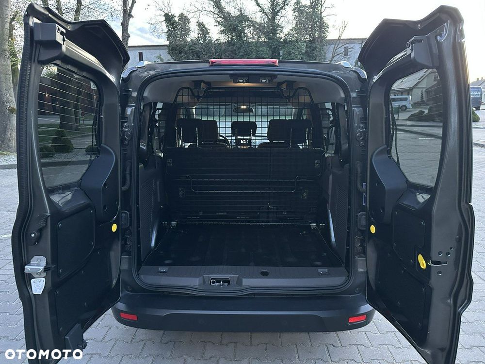 Ford Transit Connect - 35