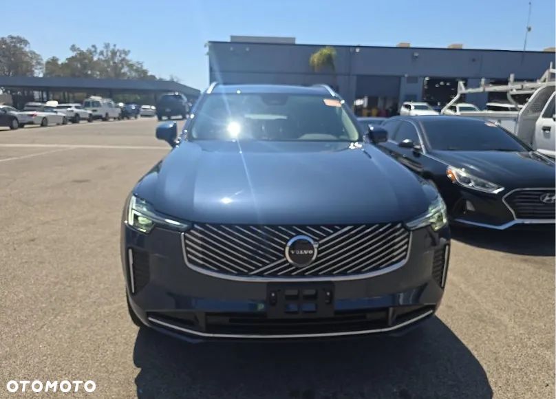 Volvo XC 90 - 2