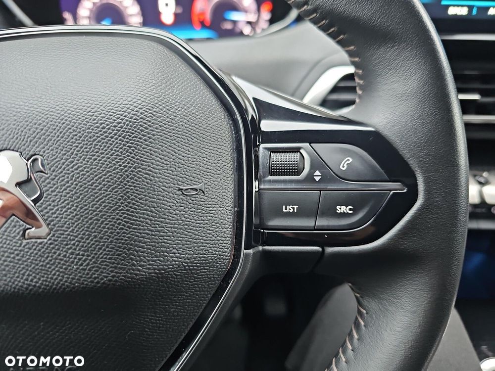 Peugeot 3008 1.2 PureTech Active Pack S&S - 13