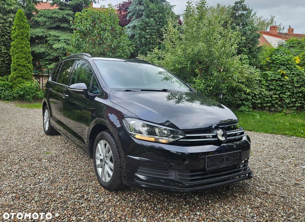 Volkswagen Touran 2.0 TDI SCR Comfortline - 6