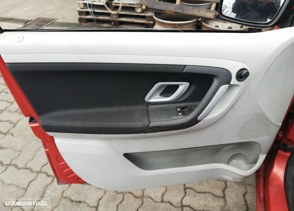 Peças Skoda Fabia II (542) 2006 a 2014 - 8